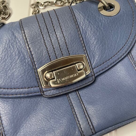 B. Makowsky Women’s Blue Leather Square Shape Zipper Shoulder Strap Purse - Picture 2 of 9
